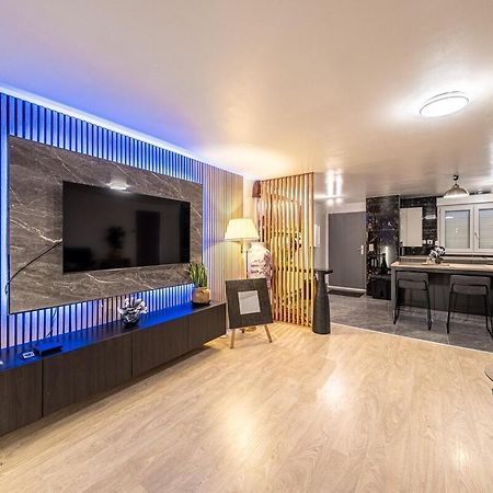 Disney Skyline 2 Apartment Bussy-Saint-Georges Bagian luar foto