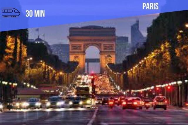 Disney Skyline 2 Apartment Bussy-Saint-Georges Bagian luar foto